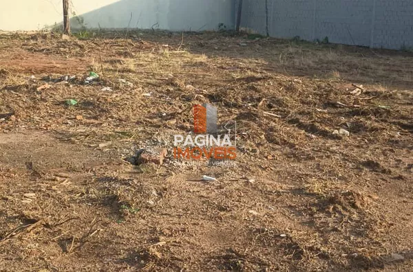 Página 1 Imóveis anuncia ótima opção de terreno à venda no centro de Canoas/RS.
