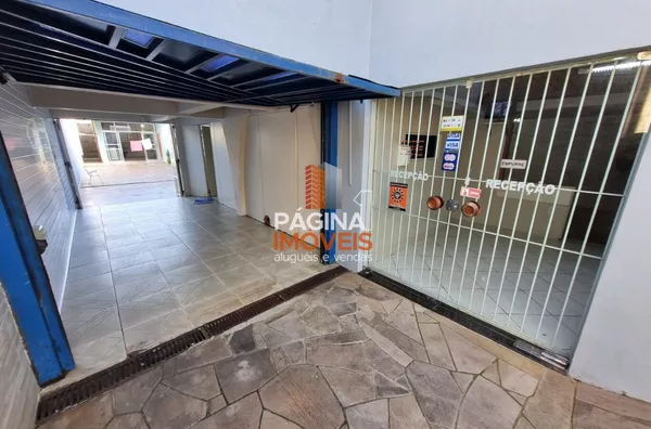 Página 1 Imóveis anuncia excelente e ampla casa mista de 03 dormitórios, sendo 01 suíte e 03 salas comerciais com acesso externo, no bairro São José, Canoas/RS. - Foto 4