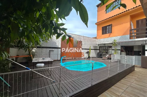Página 1 Imóveis anuncia excelente casa térrea com 6 dormitórios, no bairro Estância Velha, em Canoas/RS.