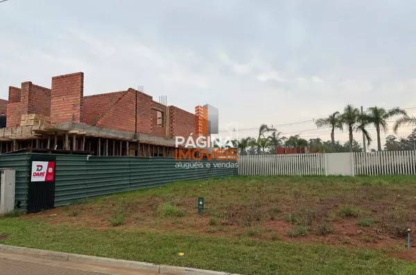 Página 1 Imóveis anuncia "terreno" em localização privilegiada para venda no Cond. The Garden no bairro Marechal Rondon, Canoas - Foto 8