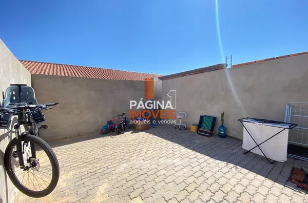 Pátio fundos