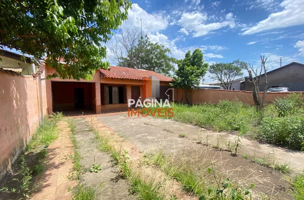 Página 1 Imóveis anuncia para venda casa com 3 dormitórios, sendo 1 suíte, no Bairro Harmonia em Canoas/RS. - Foto 1