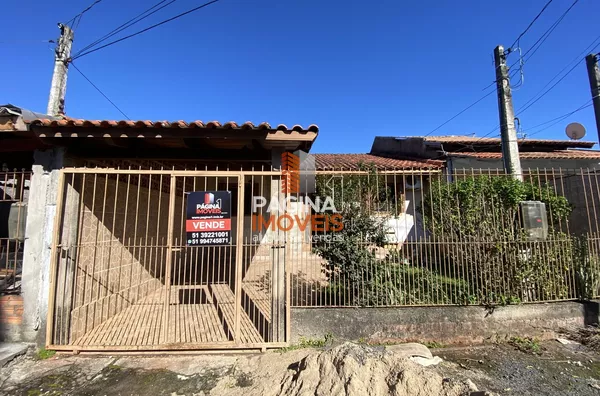 Pagina 1 Imóveis anuncia para venda ampla casa com 2 dormitórios no bairro Olaria em Canoas/RS.