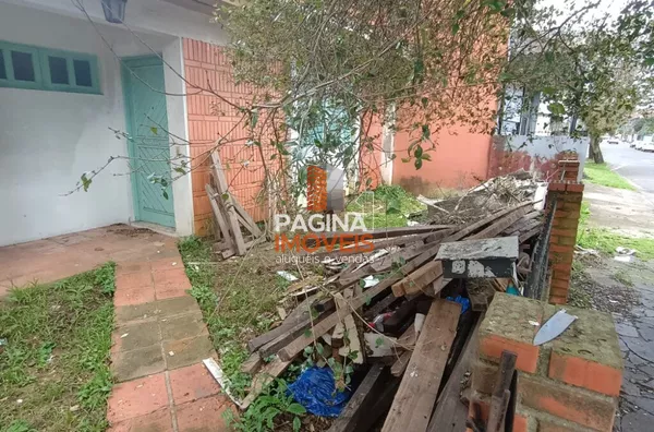 Página 1 Imóveis anuncia ótima opção de Casa à Venda no Bairro Nossa Senhora das Graças, Canoas - Foto 2