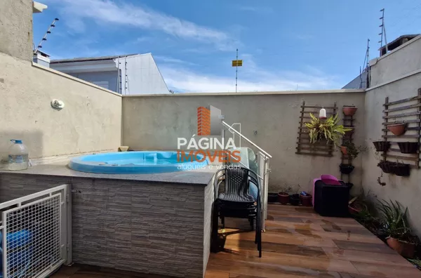 Página 1 Imóveis anuncia para venda, uma excelente casa/sobrado com 03 dormitórios, sendo 01 suíte, no bairro Igara em Canoas/RS.