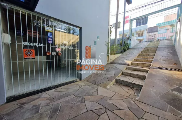 Página 1 Imóveis anuncia excelente e ampla casa mista de 03 dormitórios, sendo 01 suíte e 03 salas comerciais com acesso externo, no bairro São José, Canoas/RS. - Foto 3