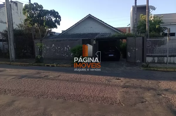 A Página 1 Imóveis apresenta uma Casa para venda localizada no "Bairro São José", em Canoas/RS. 
