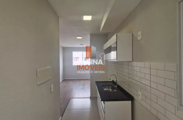 COZINHA E ÁREA DE SERVIÇO