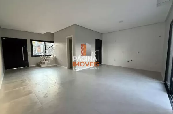 Página 1 Imóveis anuncia Casa à Venda no Mont Serrat em  Canoas