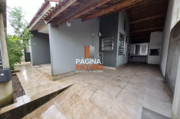 Pátio da frente/garagem