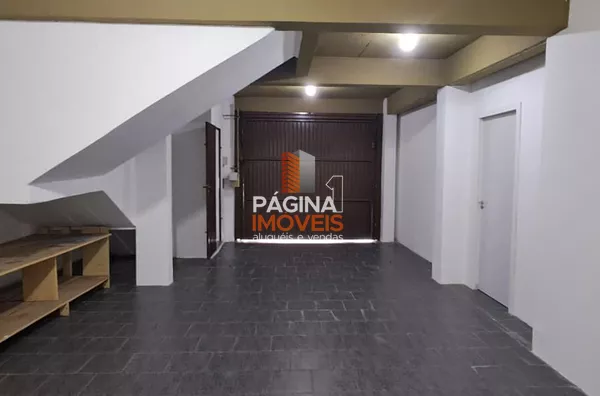 Página 1 Imóveis anuncia casa para venda e locação, com 4 dormitórios no bairro São Luís em Canoas–RS.