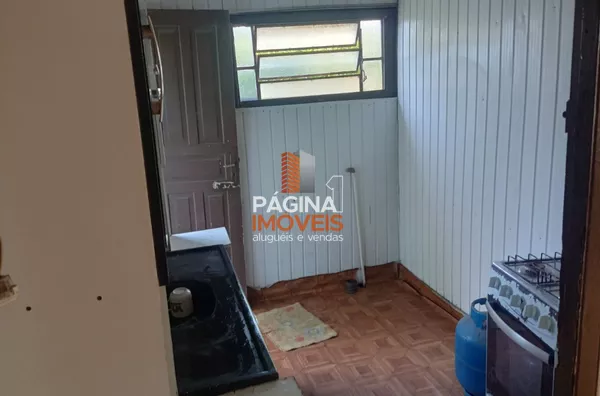 A Página 1 Imóveis apresenta uma Casa para venda localizada no "Bairro São José", em Canoas/RS. 