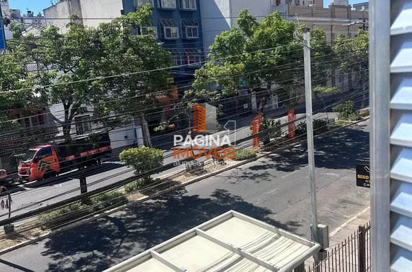 Pagina 1 Imóveis anuncia Apartamento à Venda de 1 dorm. na Av. Venâncio Aires na Cidade Baixa, Porto Alegre - Foto 2