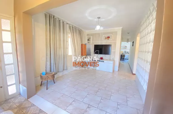 Pagina 1 Imóveis anuncia para venda ampla casa com 2 dormitórios no bairro Olaria em Canoas/RS. - Foto 6