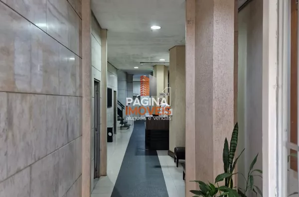 Página 1 Imóveis anuncia excelente opção de apartamento de 2 dormitórios e 2 banheiros no "Condomínio Duque", bairro centro, em Porto Alegre. - Foto 3