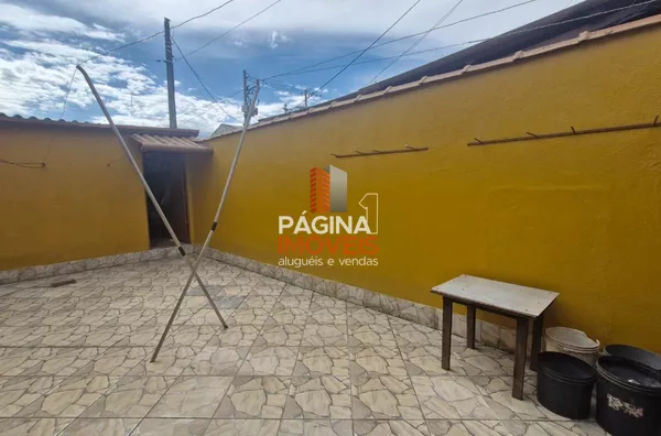 AREA DOS FUNDOS
