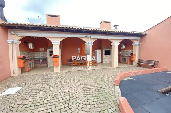 Página 1 Imóveis anuncia para venda excelente casa reformada com 3 dormitórios no "condomínio Vivendas de Málaga", bairro Rio Branco em Canoas/RS.