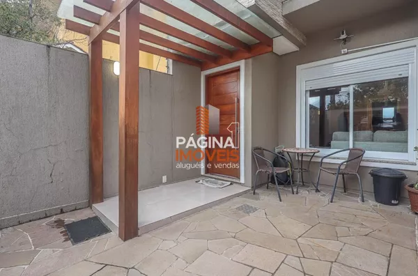 Página 1 Imóveis anuncia ótima "casa/sobrado para venda" com 2 dormitórios, no bairro São José em Canoas–RS.