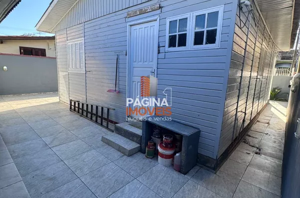 Página 1 Imóveis anuncia  para venda Casa de 2 dormitórios para  Venda no bairro São José, Canoas