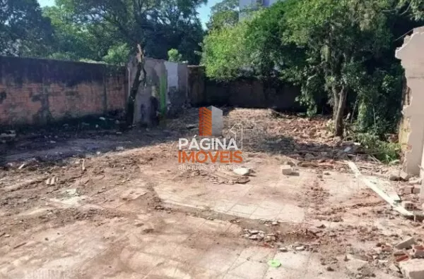 Página 1 Imóveis anuncia ótima opção de "terreno à venda" no bairro Nossa Sra das Graças em Canoas/RS.