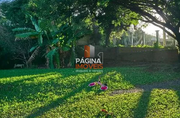 Página 1 Imóveis anuncia ótima opção de terreno à venda no bairro Nossa Senhora das Graças em Canoas/RS.