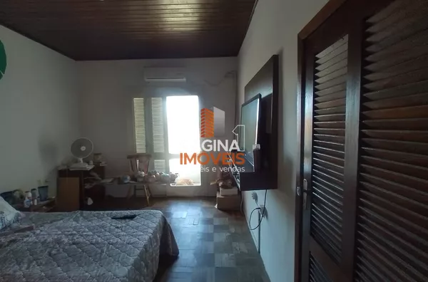 Quarto 1 com a sacada 