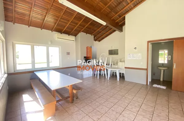 Página 1 Imóveis anuncia para venda apartamento de 2 dormitórios no "Condomínio Igara Residence", bairro Estância Velha, em Canoas–RS.