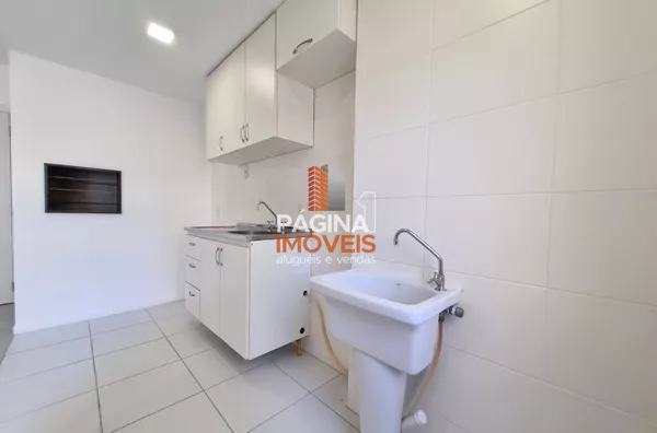 Cozinha com área de serviço integrada
