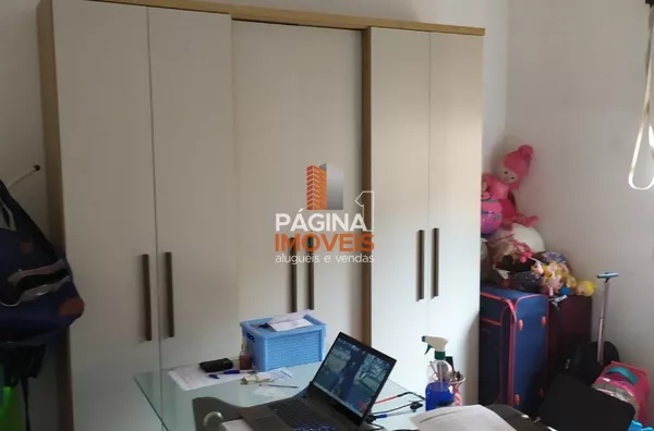 quarto casal