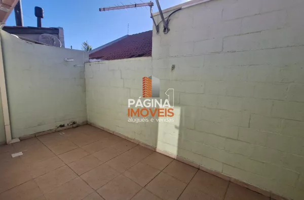 ÁREA DOS FUNDOS 
