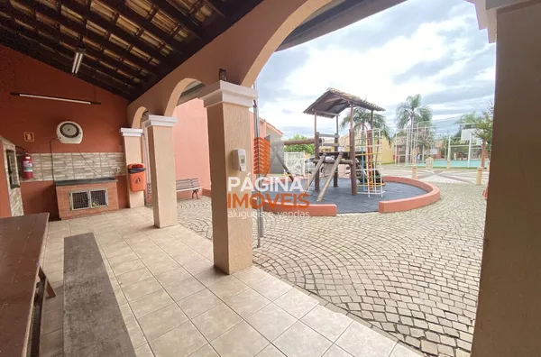 Página 1 Imóveis anuncia para venda excelente casa reformada com 3 dormitórios no "condomínio Vivendas de Málaga", bairro Rio Branco em Canoas/RS.