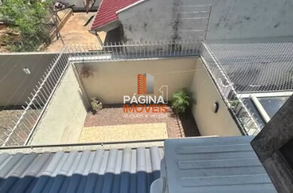 ÁREA DOS FUNDOS