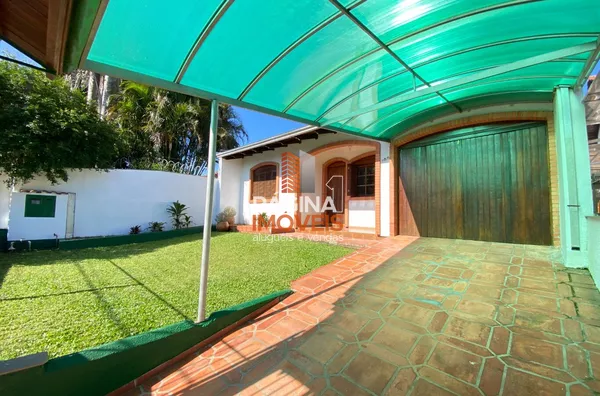 Página 1 Imóveis anuncia para Venda excelente casa térrea, com 03 dormitórios,  no bairro Nossa Senhora das Graças, em Canoas/RS.