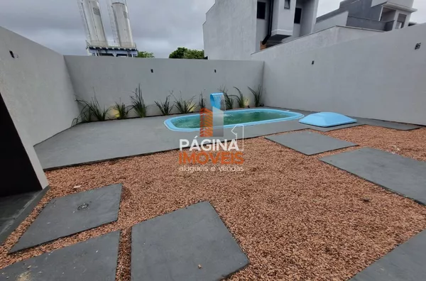 Pátio dos fundos/Piscina