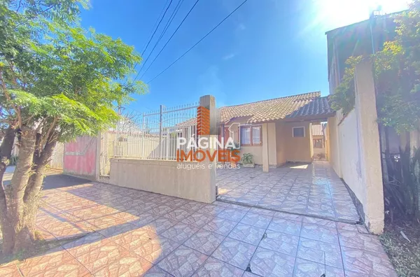 Página 1 Imóveis anuncia excelente e ampla casa de 03 dormitórios, no bairro São José, Canoas–RS. - Foto 1