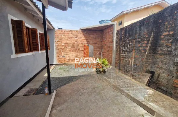 ÁREA DOS FUNDOS