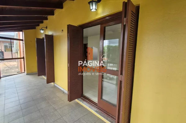 Página 1 Imóveis anuncia excelente "Casa Comercial/Residencial" com 03 dormitórios para aluguel, no Centro de Canoas/RS.