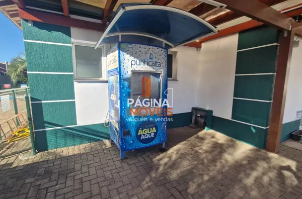 MÁQUINA DE ÁGUA