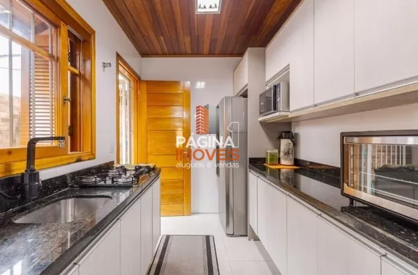 Casa para venda de 2 dormitórios com 2 vagas de garagem  no bairro Harmonia - Canoas.