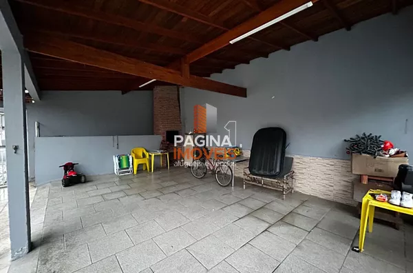 Página 1 Imóveis anuncia venda de casa com piscina e 4 dormitórios, sendo 1 suíte, no Bairro Harmonia em Canoas/RS. - Foto 5