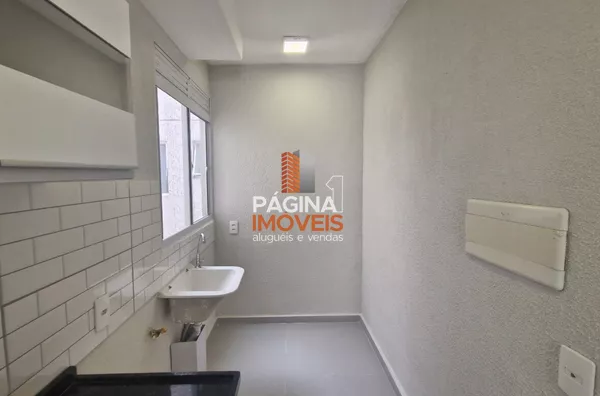 COZINHA E ÁREA DE SERVIÇO