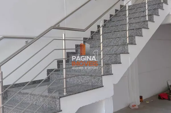 Página 1 Imóveis anuncia ótima loja comercial para aluguel na Avenida Açucena no bairro Igara, em Canoas/RS