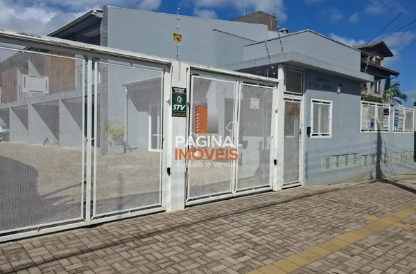 Página 1 Imóveis anuncia excelente "sobrado", com 3 dormitórios no bairro Igara em Canoas–RS. - Foto 1