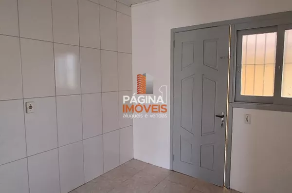 Página 1 Imóveis anuncia excelente casa térrea de 02 dormitórios para aluguel, no bairro Fátima, em Canoas/RS. - Foto 8