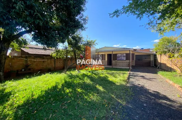 Página 1 Imóveis anuncia para venda, ampla "casa com 2 dormitórios" no bairro Harmonia em Canoas–RS.