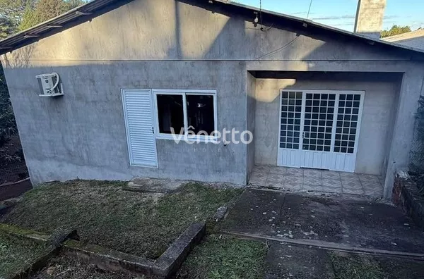 Casa à venda em Sapopema, Veranópolis/RS. 