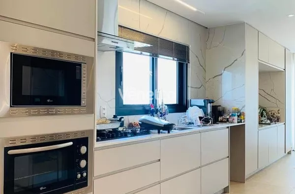 Apartamento à venda, Bairro Centro, Veranópolis/RS.