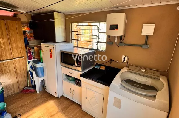 Casa à venda, bairro Sagrado Coração de Jesus, Veranópolis/RS. 