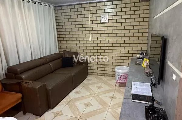 Casa à venda no bairro Femaçã, Veranópolis/RS. 