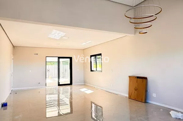 Casa à venda no bairro Femaçã, Veranópolis/RS. 